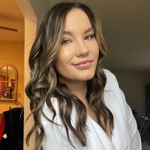 Meet your Posher, Diana - Picture 9 of 10